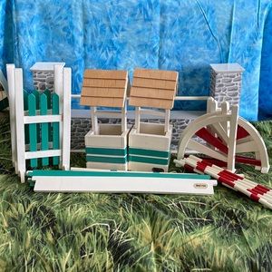 Breyer Show Jumper Set Stonewall Oxer Teal & White Plank and Wishing Well